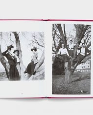 Women-in-trees-3